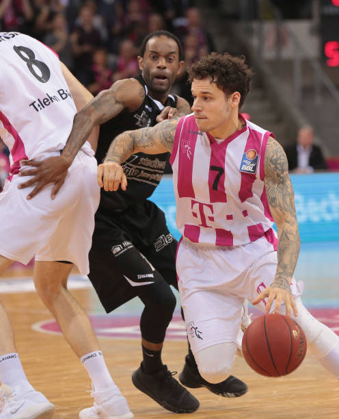 赛中撕开对 赛中撕开对