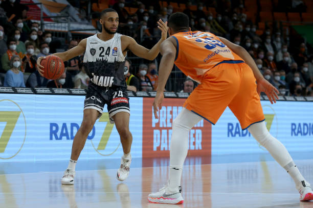 成为载入史 成为载入史